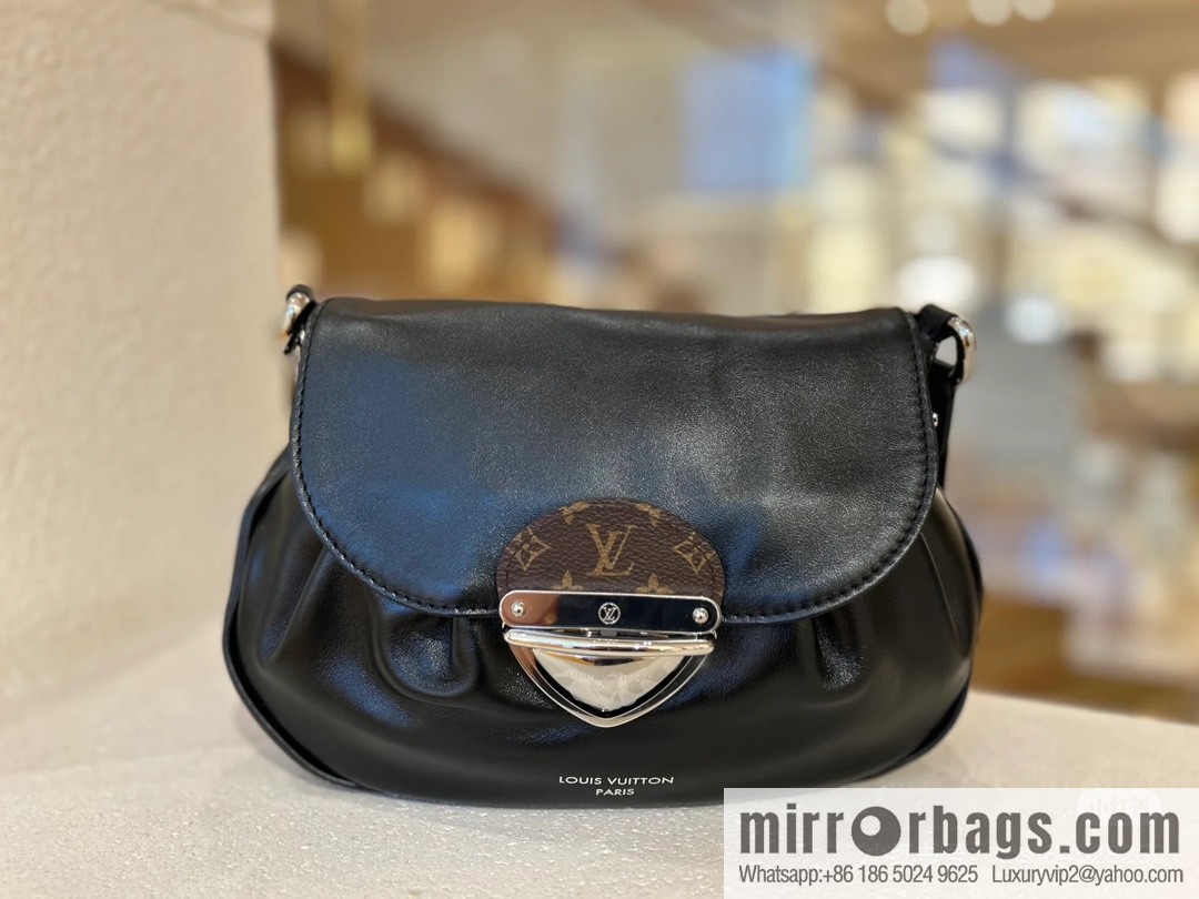[Boutique‑grade] M12192 black full leather, underarm bag ingot bag series, the new SUNSET VIBE handbag of the season