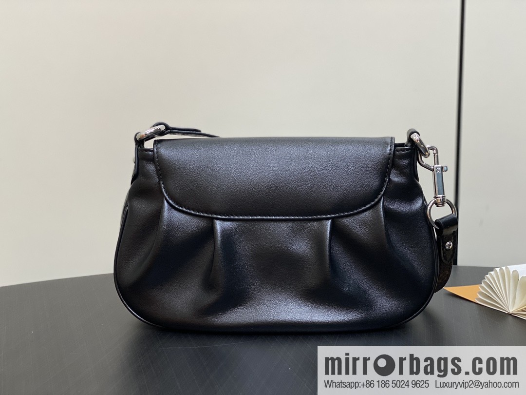[Boutique‑grade] M12192 black full leather, underarm bag ingot bag series, the new SUNSET VIBE handbag of the season