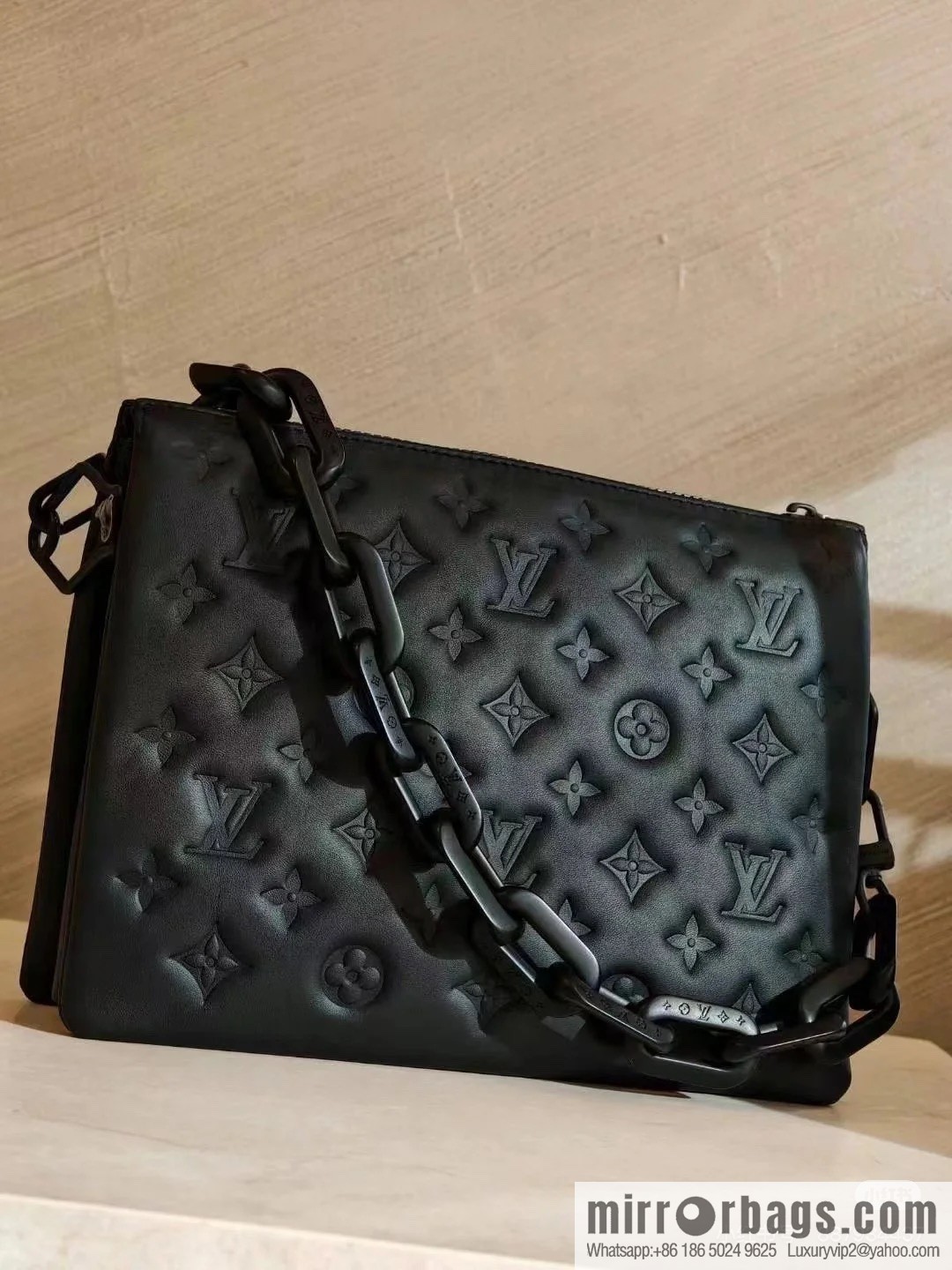 [Boutique‑grade] M11370 black full leather embossed, chain bag series, the new COUSSIN small handbag of the season