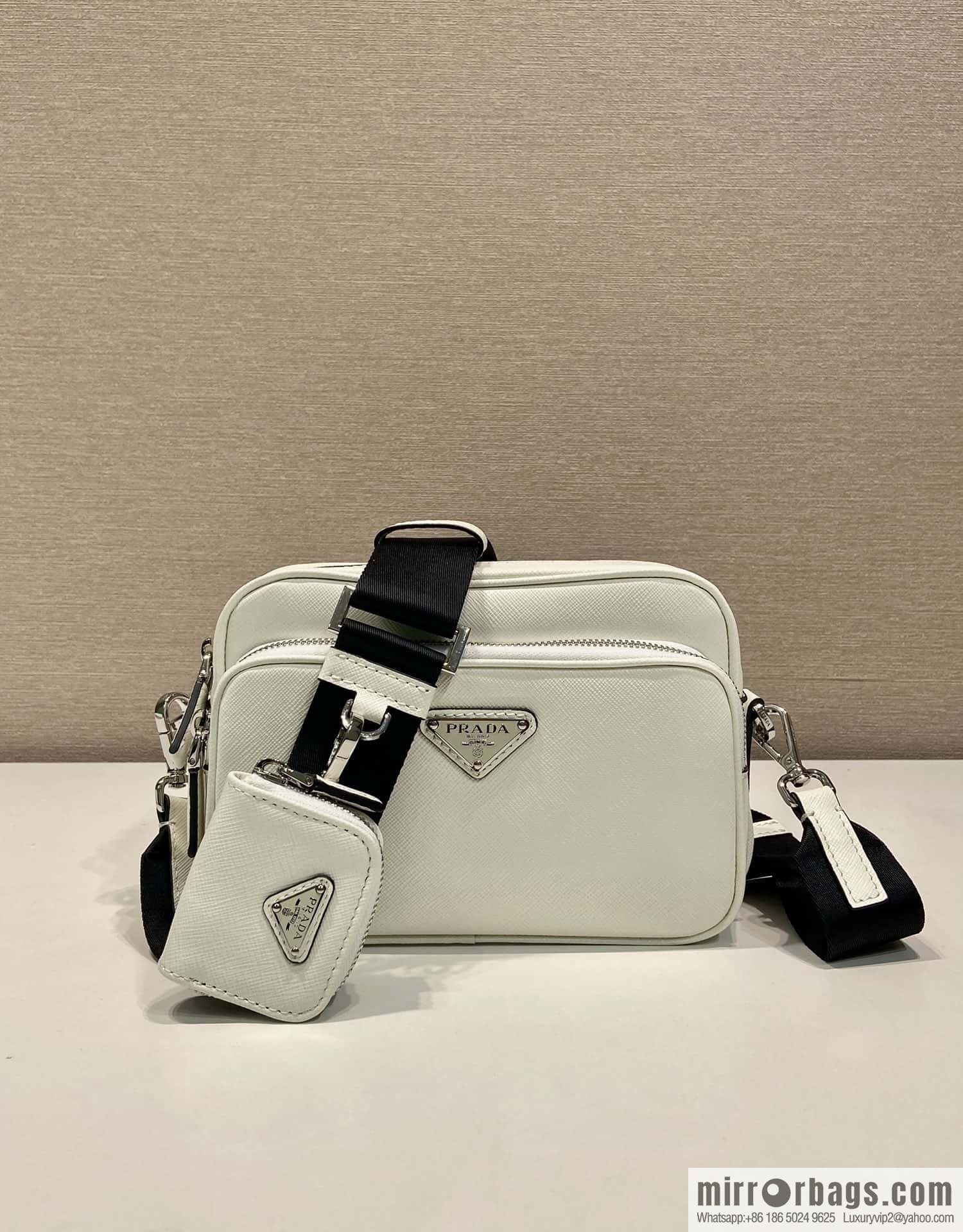 PRADA 🎉 new 🎉 2VH170 🎉🎉 new color