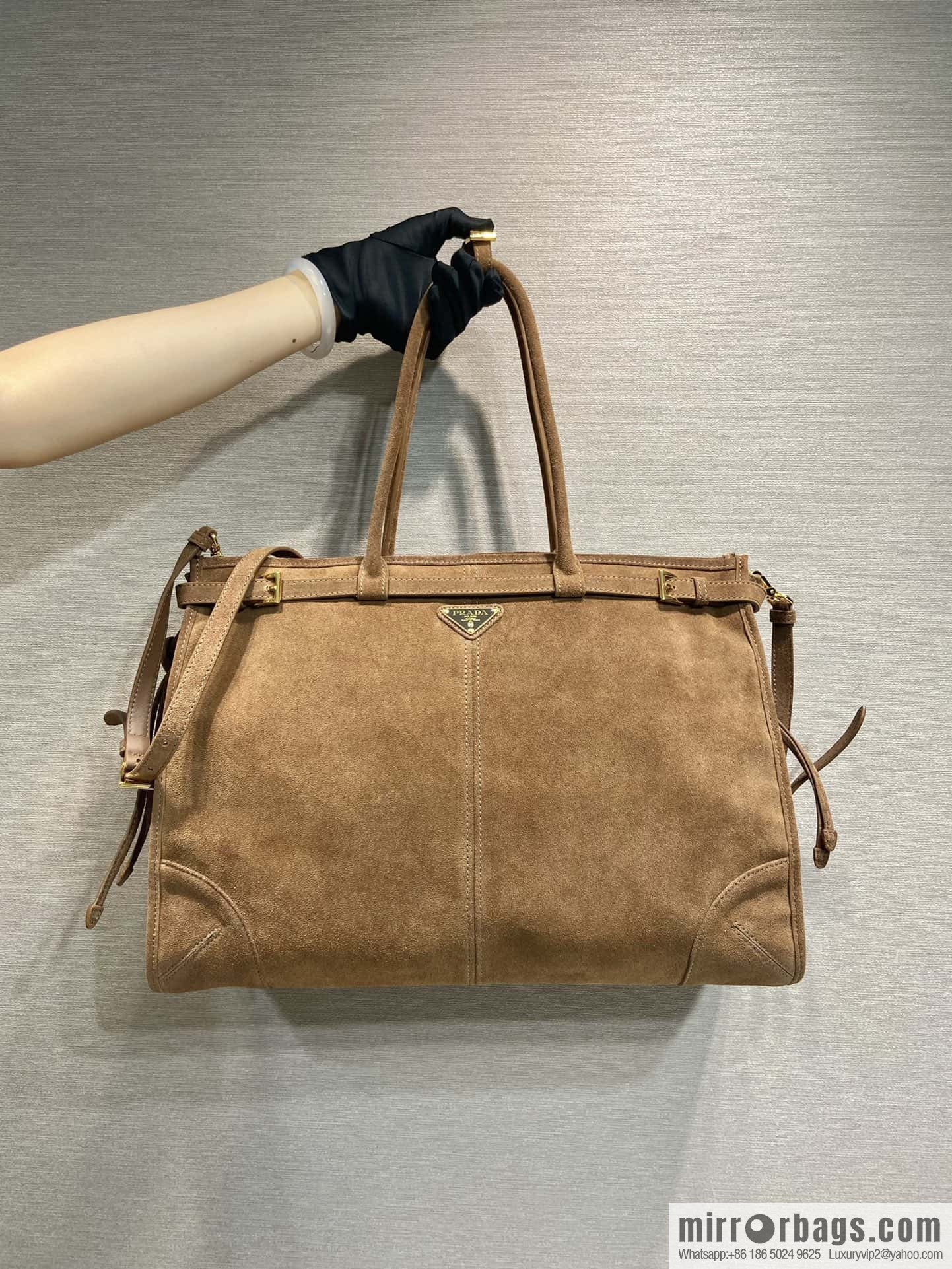 PRADA 🎉 LusSo lf fleece 🎉 1BA439 extra large🎉🎉