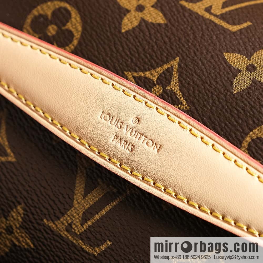 LV ππππππ chip diamond beating code fanny pack series #M