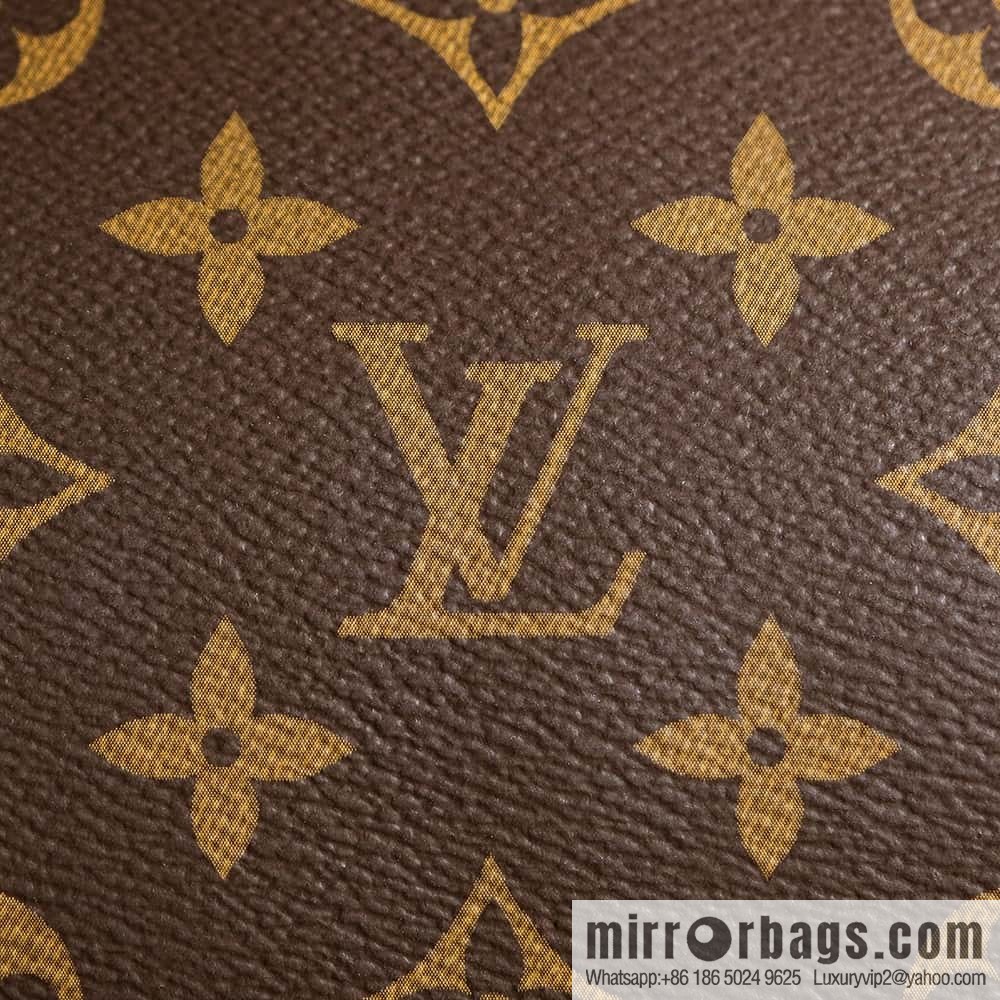 LV ππππππ chip diamond beating code fanny pack series #M