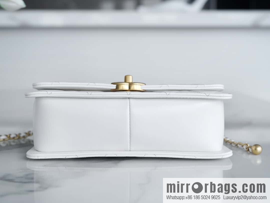 𝗖𝗛𝗔𝗡𝗘𝗟 𝟐𝟒𝐂 | original calfskin, double gold ball white AS2649