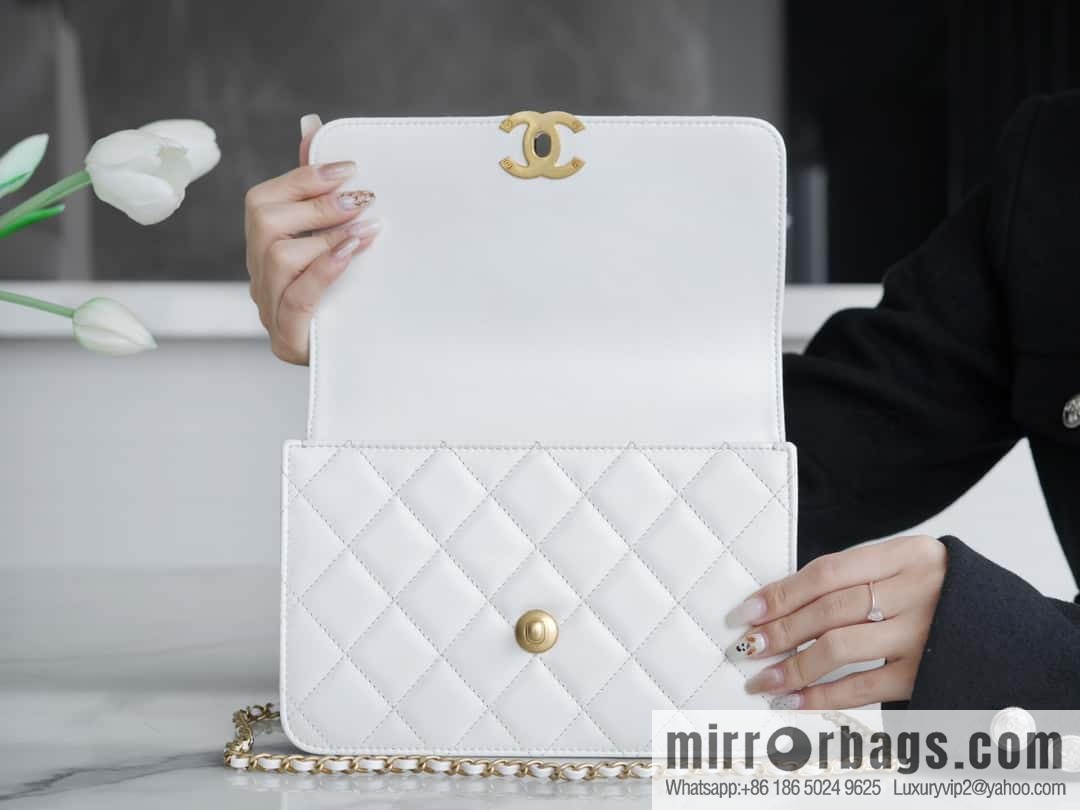 𝗖𝗛𝗔𝗡𝗘𝗟 𝟐𝟒𝐂 | original calfskin, double gold ball white AS2649