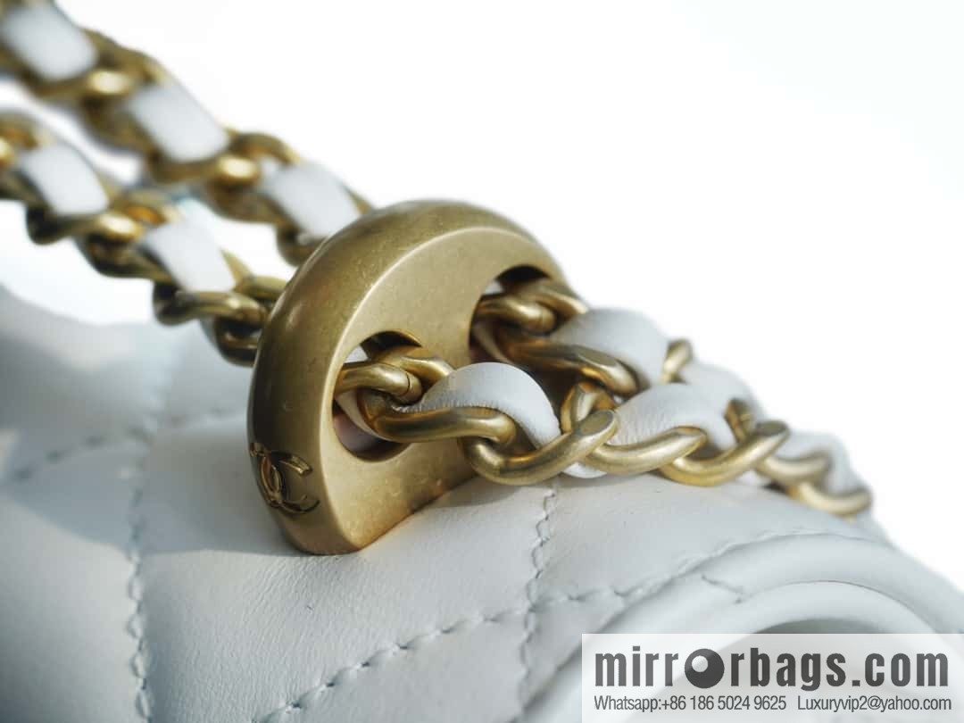 𝗖𝗛𝗔𝗡𝗘𝗟 𝟐𝟒𝐂 | original calfskin, double gold ball white AS2649