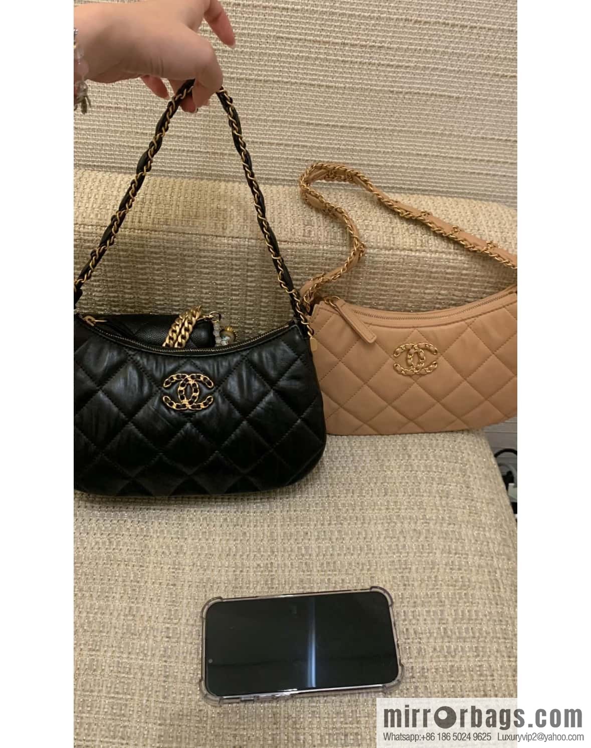 ๐๐๐๐ก๐๐ ๐ฎ๐ฏ๐ธ โถโพ๐๐๐๐ small milk tea apricot, genuine leather AP3647
