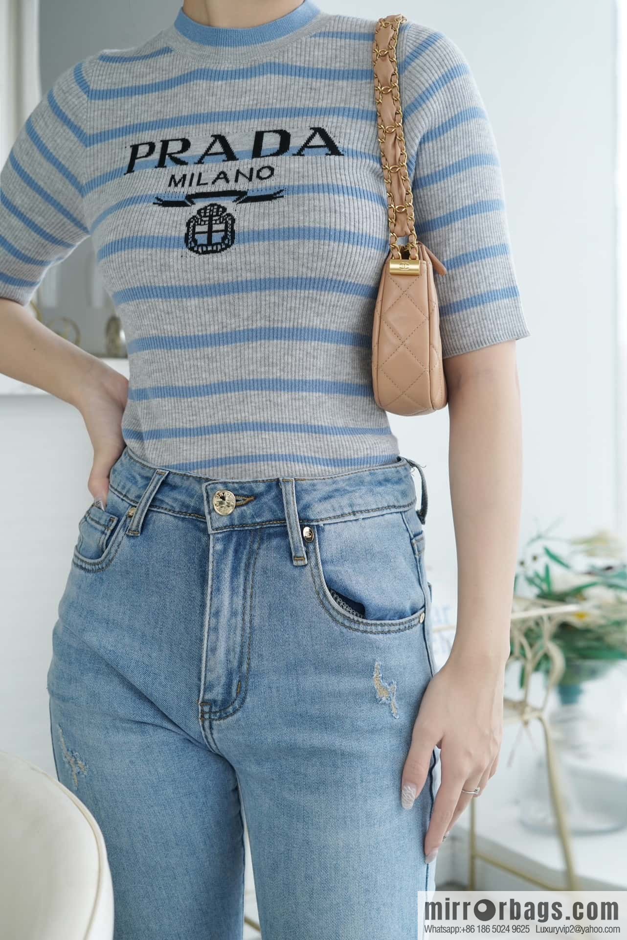 ๐๐๐๐ก๐๐ ๐ฎ๐ฏ๐ธ โถโพ๐๐๐๐ small milk tea apricot, genuine leather AP3647