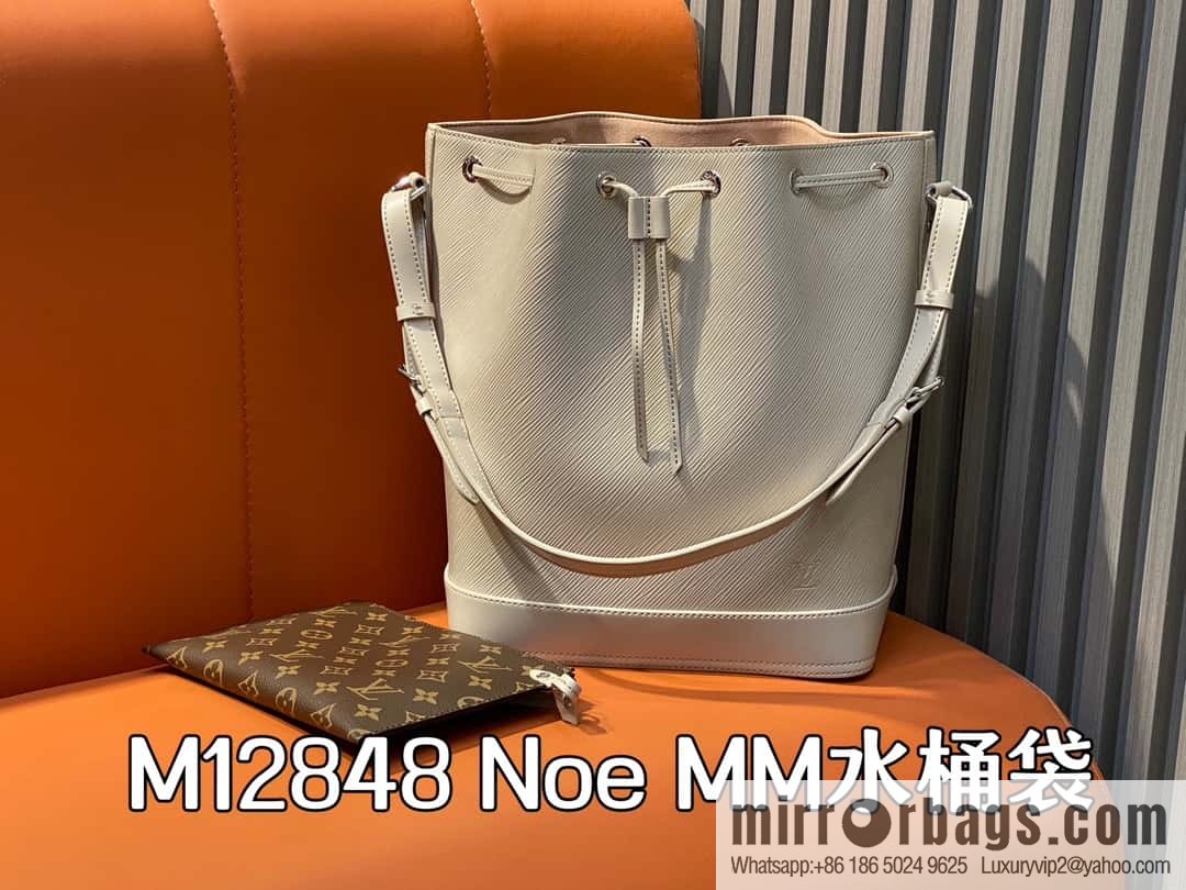 [Boutique‑grade] M12848 quartz white/large, water ripple bucket bag series Noe MM bucket bag