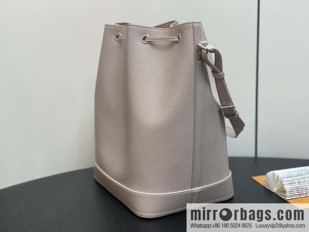 [Boutique‑grade] M12848 quartz white/large, water ripple bucket bag series Noe MM bucket bag