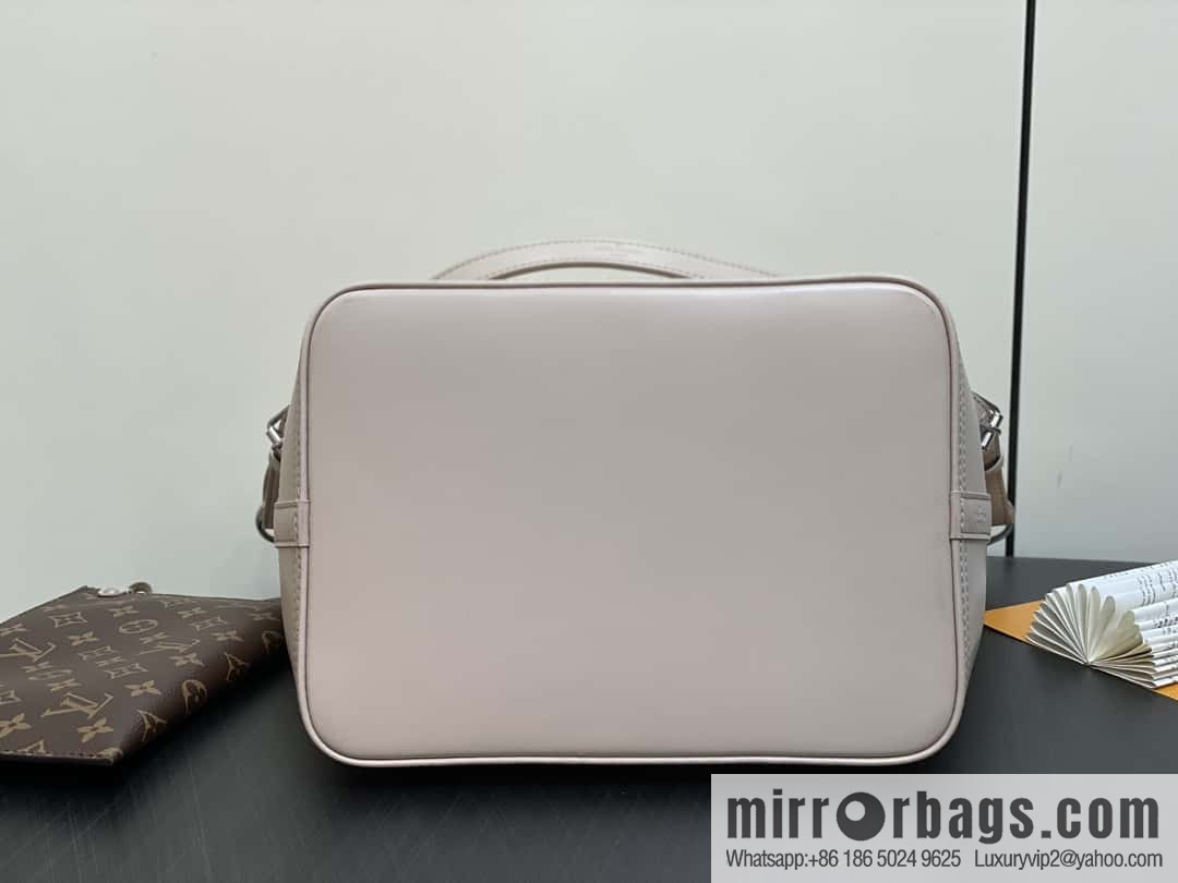 [Boutique‑grade] M12848 quartz white/large, water ripple bucket bag series Noe MM bucket bag