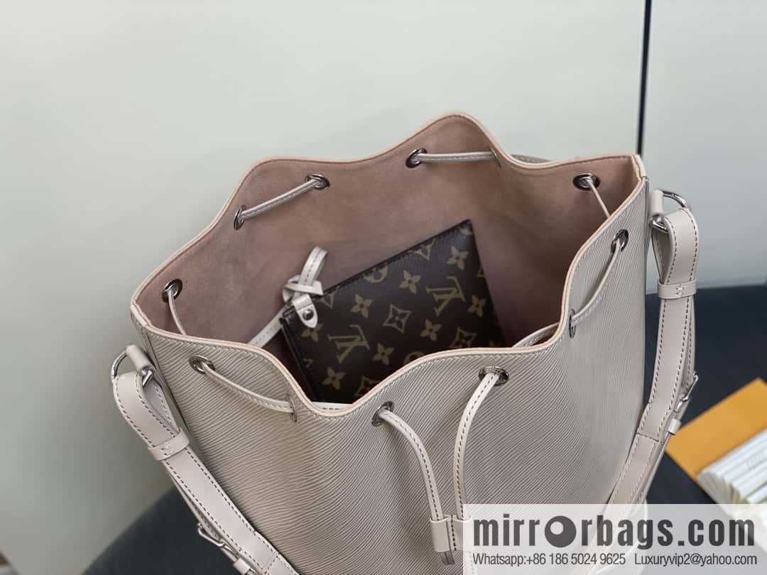 [Boutique‑grade] M12848 quartz white/large, water ripple bucket bag series Noe MM bucket bag