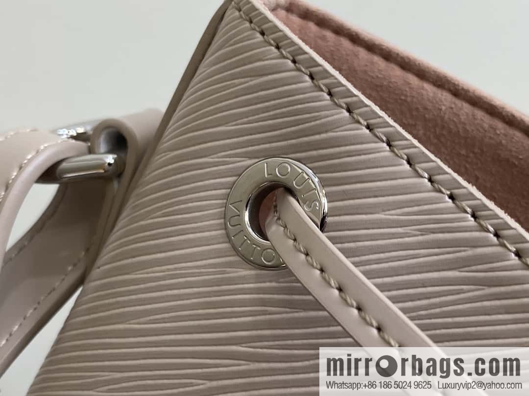 [Boutique‑grade] M12848 quartz white/large, water ripple bucket bag series Noe MM bucket bag