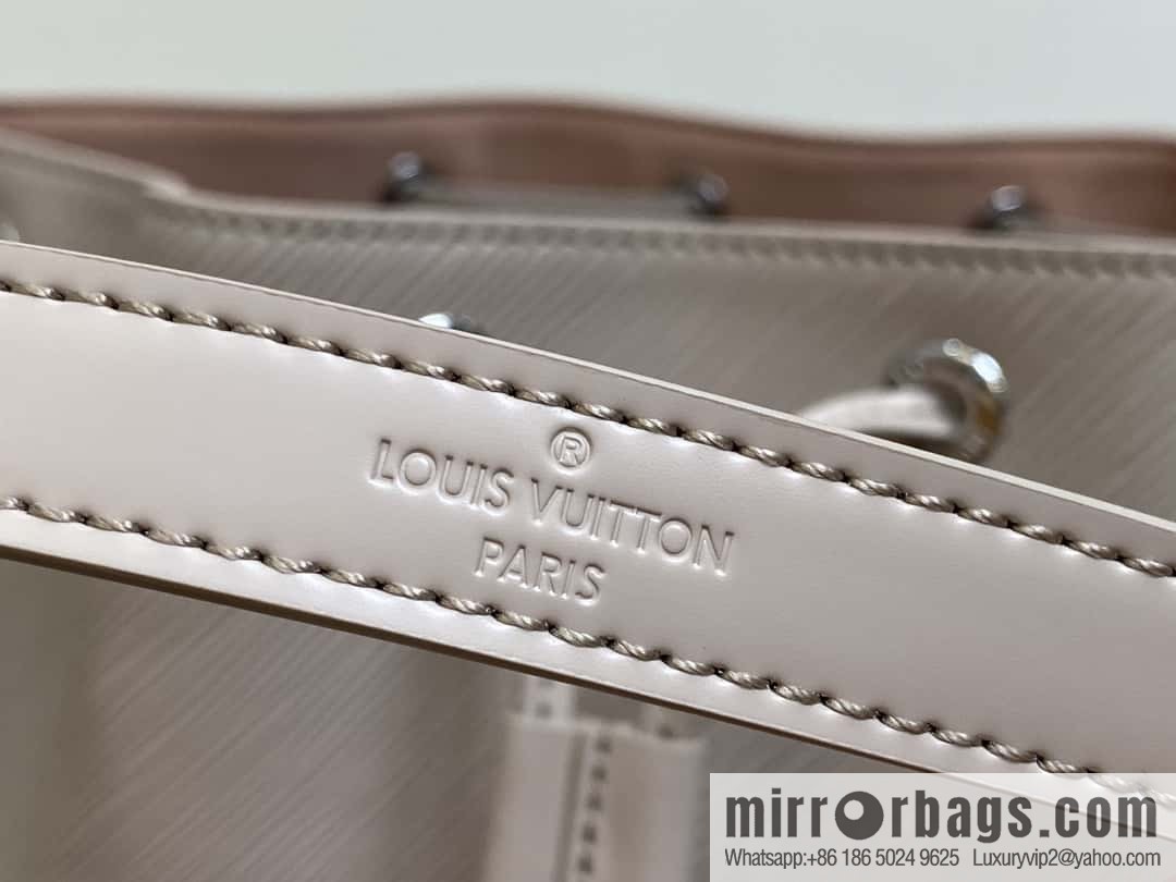 [Boutique‑grade] M12848 quartz white/large, water ripple bucket bag series Noe MM bucket bag