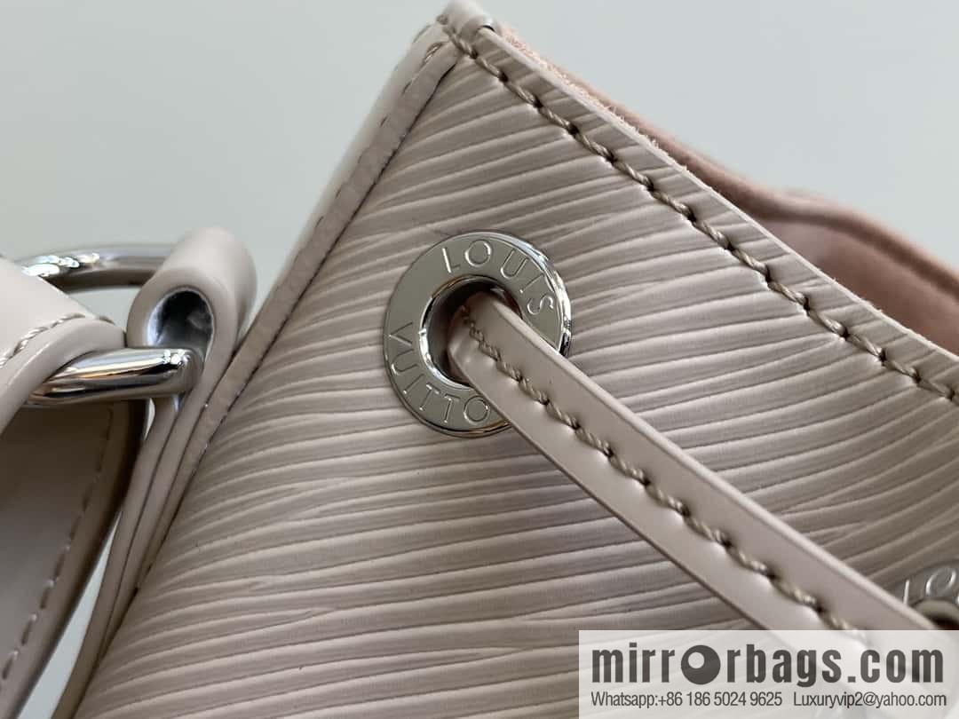 [Boutique‑grade] M12848 quartz white/small, water ripple bucket bag series Noé BB bucket bag