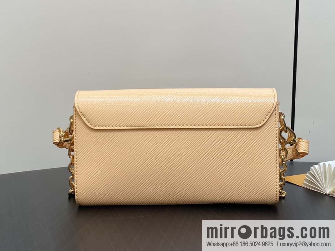 [Boutique‑grade] M24603 apricot, patent leather water ripple chain bag Twist West handbag M24549 24603 apricot, water ripple
