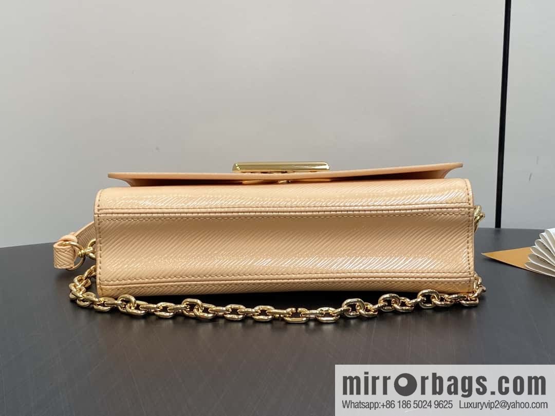 [Boutique‑grade] M24603 apricot, patent leather water ripple chain bag Twist West handbag M24549 24603 apricot, water ripple