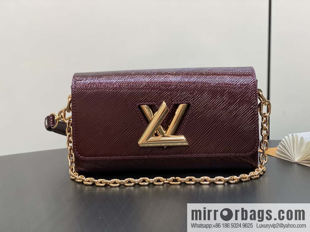 [Boutique‑grade] M24603 burgundy, patent leather water ripple chain bag Twist West handbag M24549 24603 burgundy, water ripple