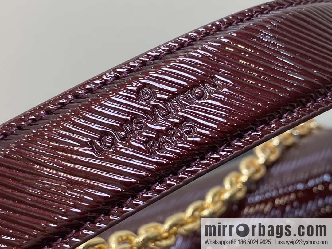 [Boutique‑grade] M24603 burgundy, patent leather water ripple chain bag Twist West handbag M24549 24603 burgundy, water ripple