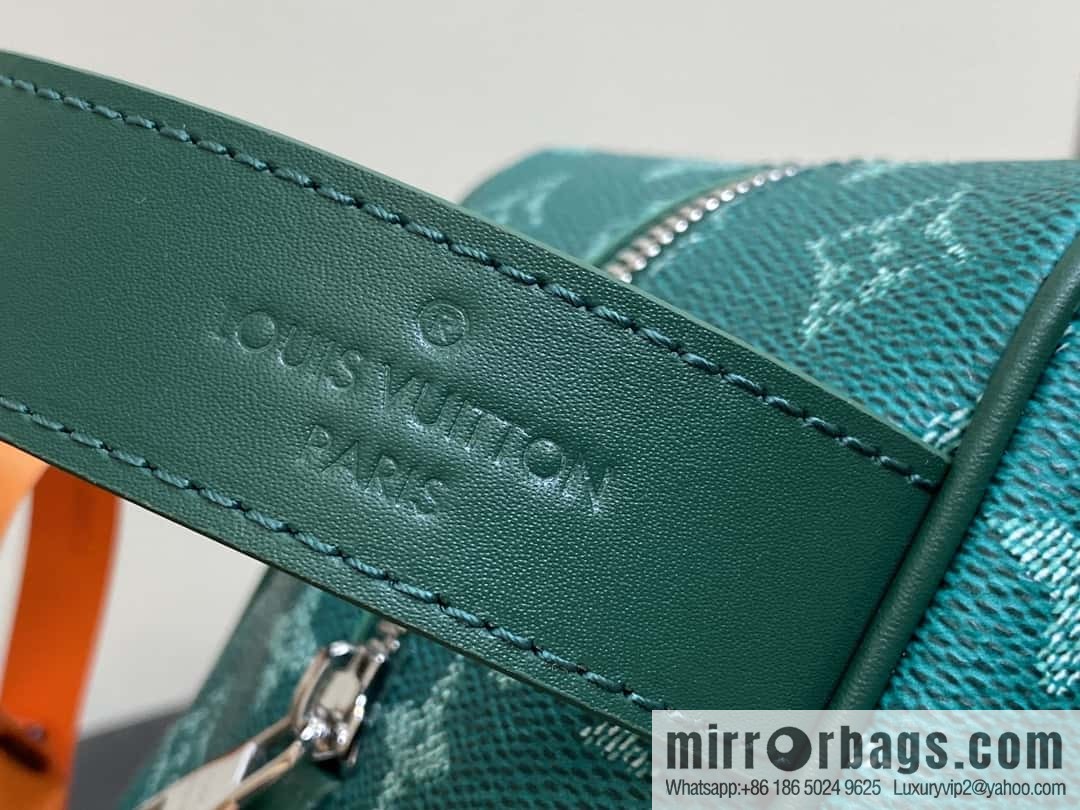 [Boutique‑grade] M12688 green, cosmetic bag, toilet bag series Locker Dopp Kit toilet bag