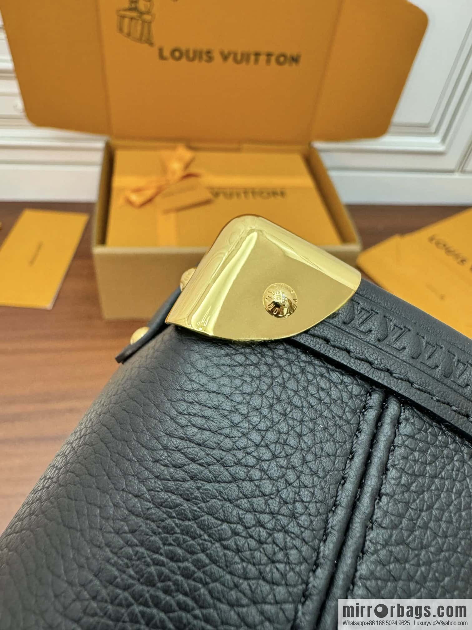 LV M23817 SIDE TRUNK small handbag