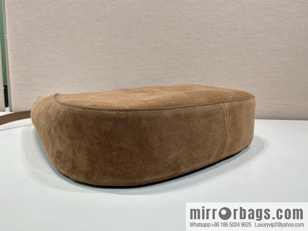 PRADA 🎉 Suede Cleo 🎉 1 BC 181 New oversized messenger bag