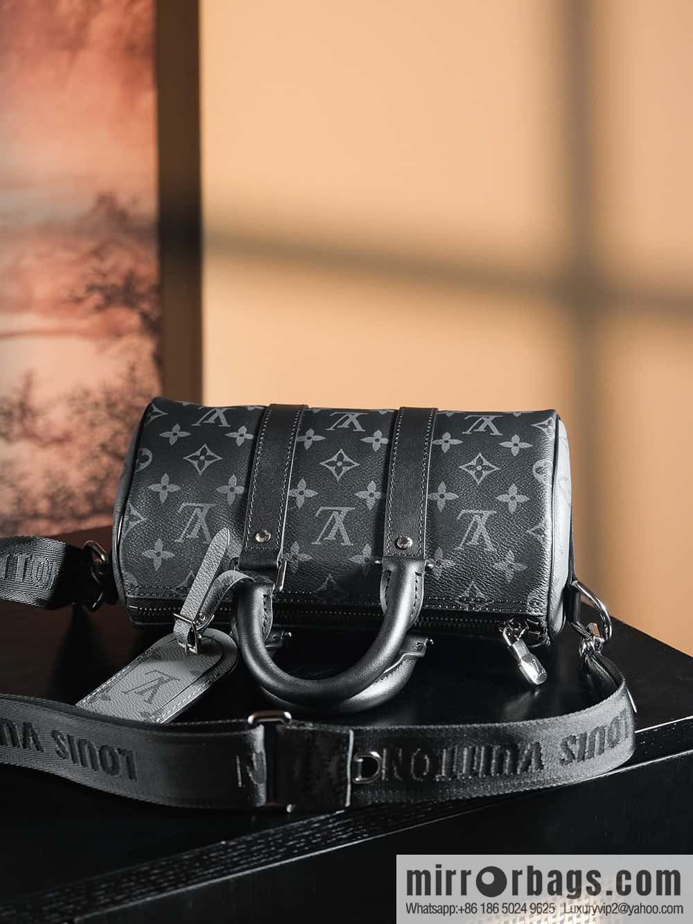 LV 𝐊𝐄𝐄𝐏𝐀𝐋𝐋 𝐂𝐈𝐓𝐘𝟐𝟓 Chip Rhombus Code Series #M