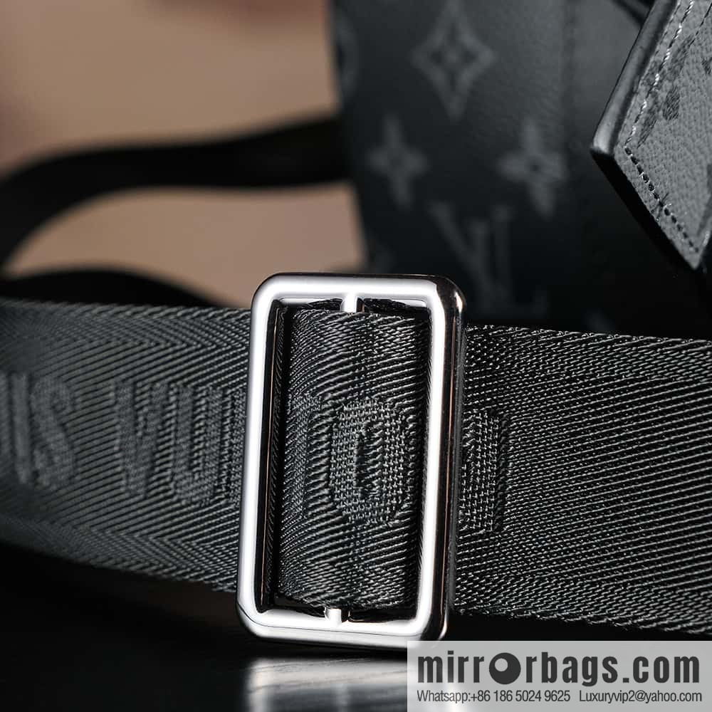 LV 𝐊𝐄𝐄𝐏𝐀𝐋𝐋 𝐂𝐈𝐓𝐘𝟐𝟓 Chip Rhombus Code Series #M