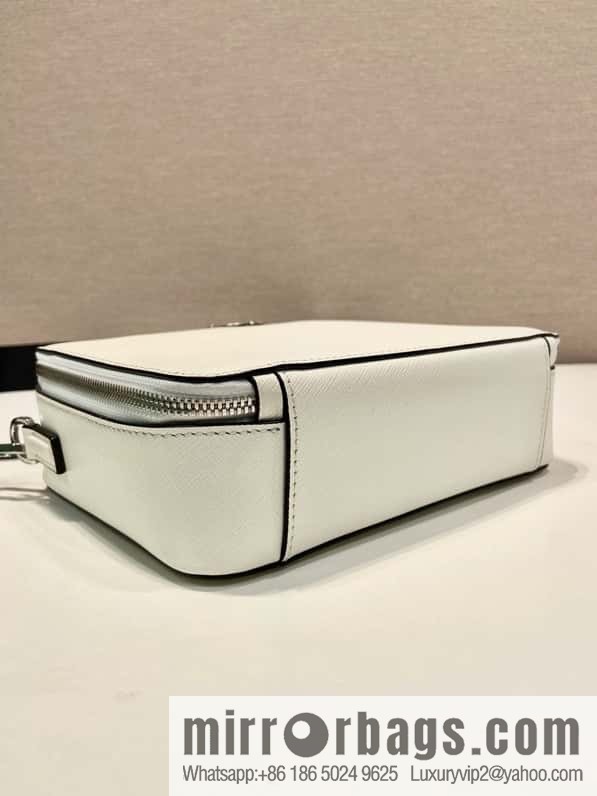 PRADA 🎉 Upgrade Board 🎉 2VH069 White