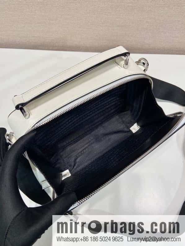 PRADA 🎉 Upgrade Board 🎉 2VH069 White