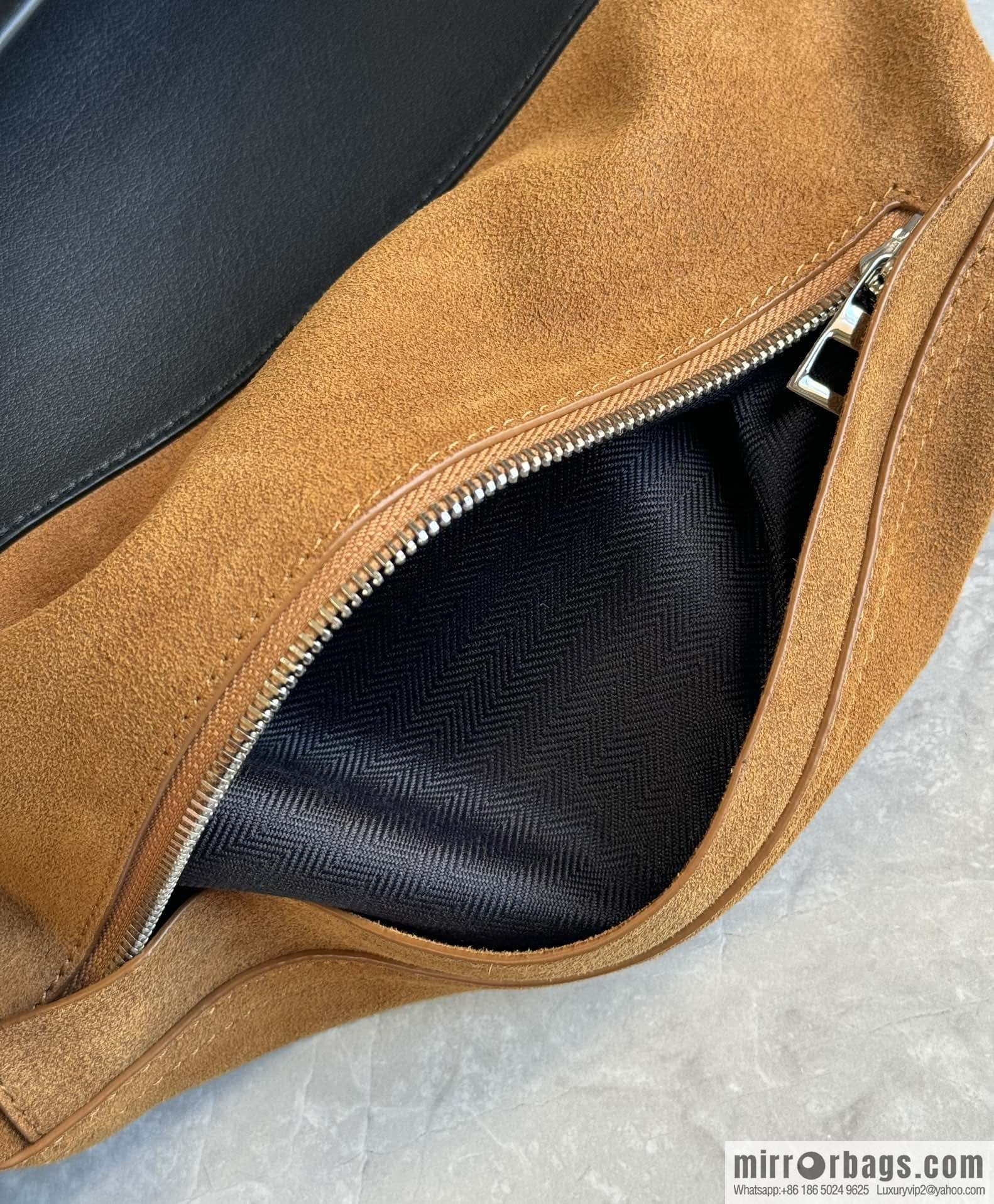 LOEWE Luo's new suede cotton backpack 🎒 0903