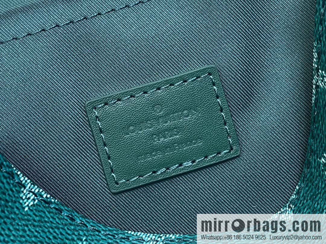 [Boutique‑grade] M12686 green, men's bag box bag series, the new Soul Trunk handbag of the season, compact shoulder bag.
