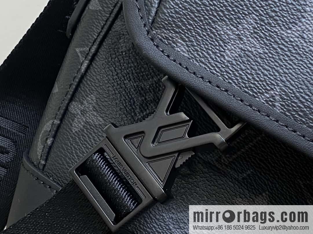 [Boutique‑grade] M12517 black flower, men's bag messenger bag series VOYAGER small messenger bag