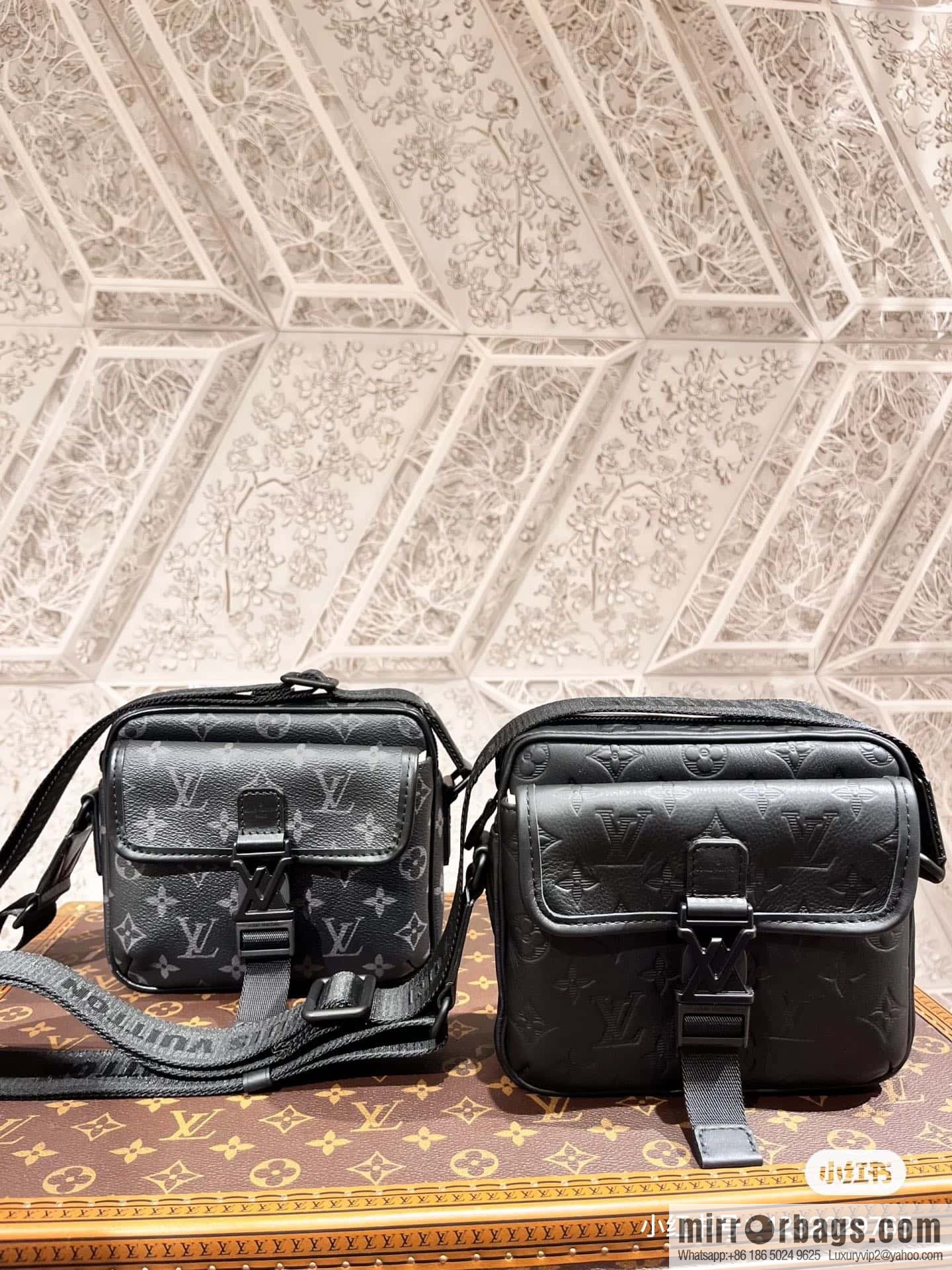 [Boutique‑grade] M12518 black flower, men's bag messenger bag series Getaway messenger bag