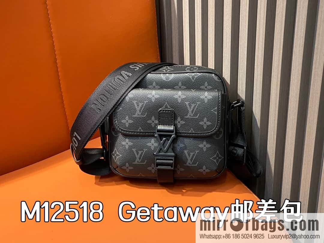 [Boutique‑grade] M12518 black flower, men's bag messenger bag series Getaway messenger bag