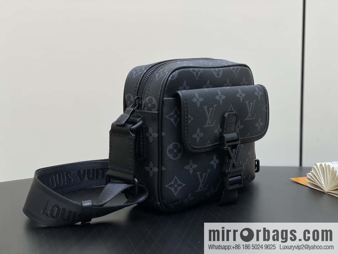 [Boutique‑grade] M12518 black flower, men's bag messenger bag series Getaway messenger bag