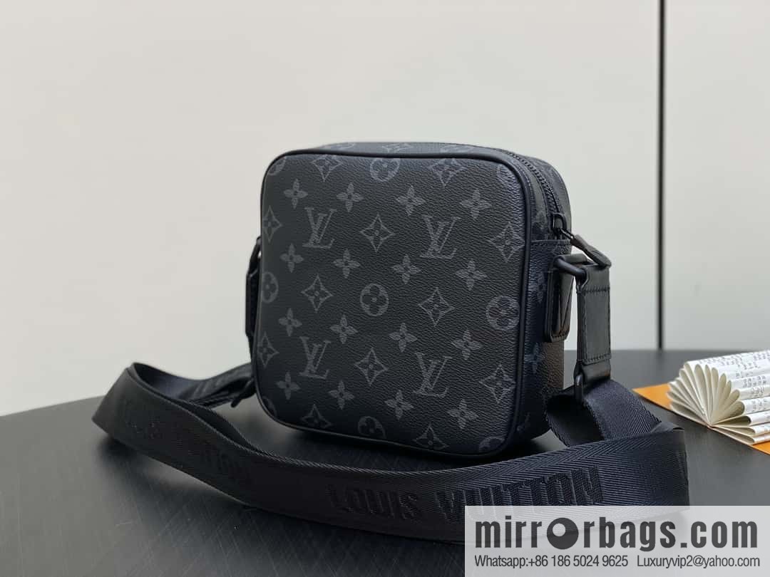 [Boutique‑grade] M12518 black flower, men's bag messenger bag series Getaway messenger bag