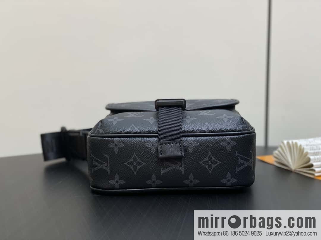[Boutique‑grade] M12518 black flower, men's bag messenger bag series Getaway messenger bag