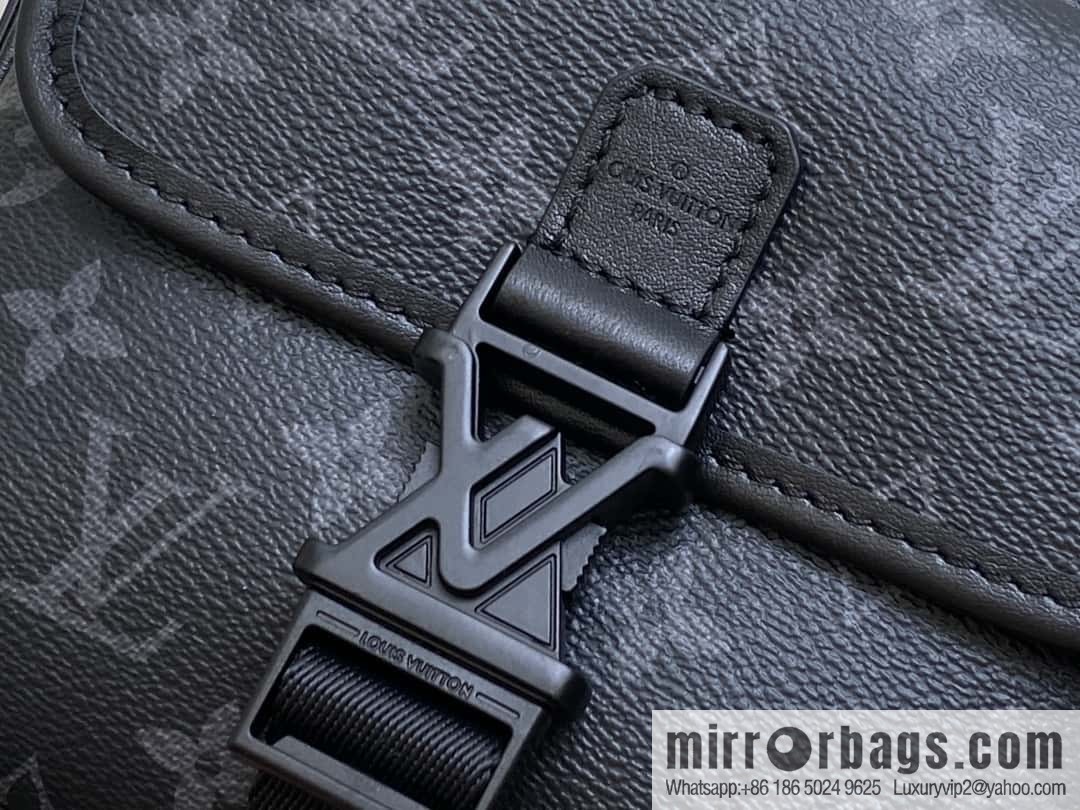[Boutique‑grade] M12518 black flower, men's bag messenger bag series Getaway messenger bag