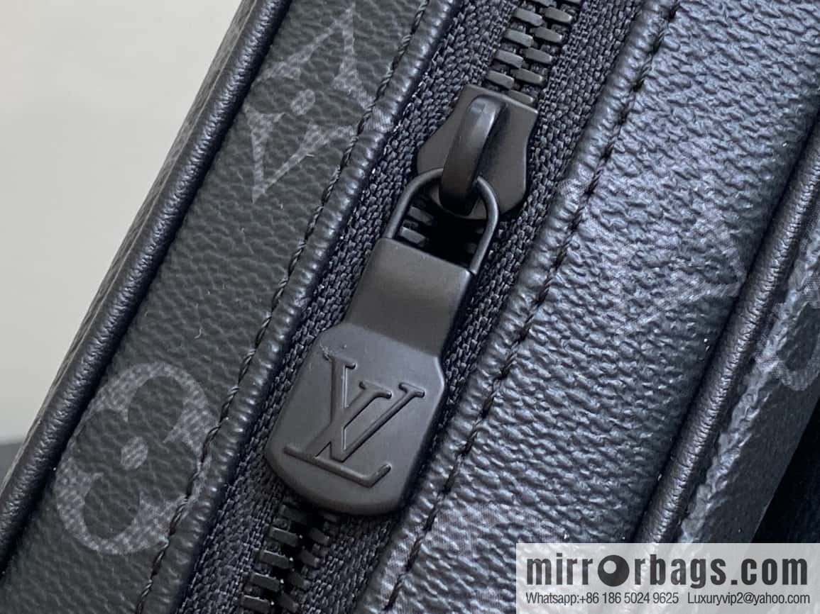 [Boutique‑grade] M12518 black flower, men's bag messenger bag series Getaway messenger bag