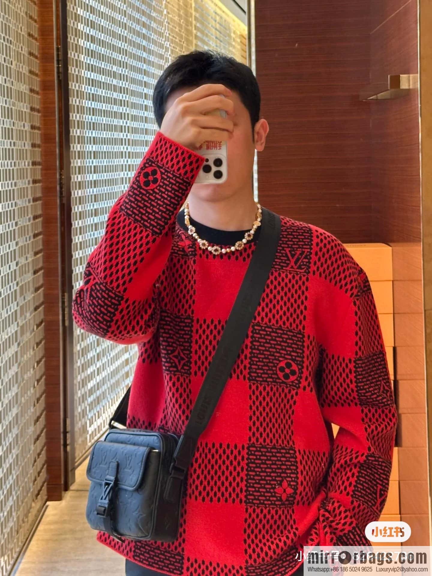 [Boutique‑grade] M12518 black flower, men's bag messenger bag series Getaway messenger bag