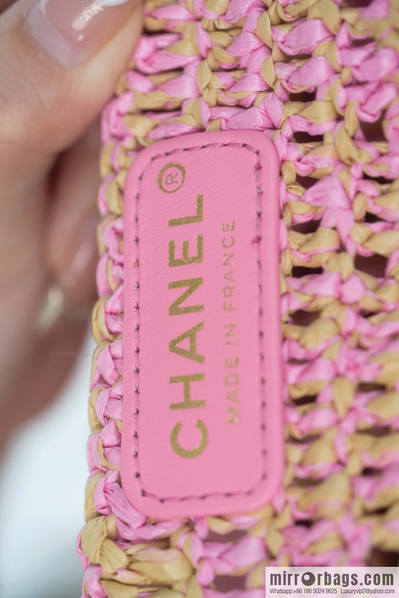 𝐂𝐡𝐚𝐧𝐞𝐥 𝟮𝟰 CoCo Beach Straw Shopping Bag 🛍️ Large, Pink AS4576
