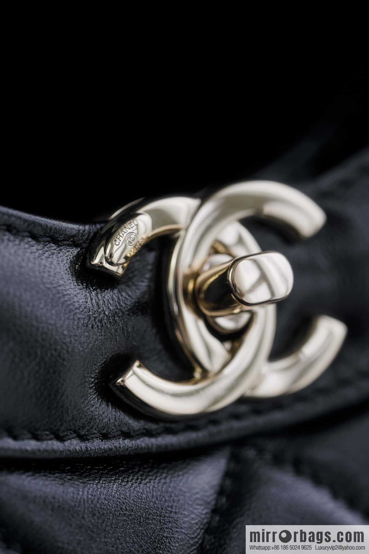 𝐂𝐡𝐚𝐧𝐞𝐥 24S 31bag horizontal medium, black ➿ genuine leather AS4854
