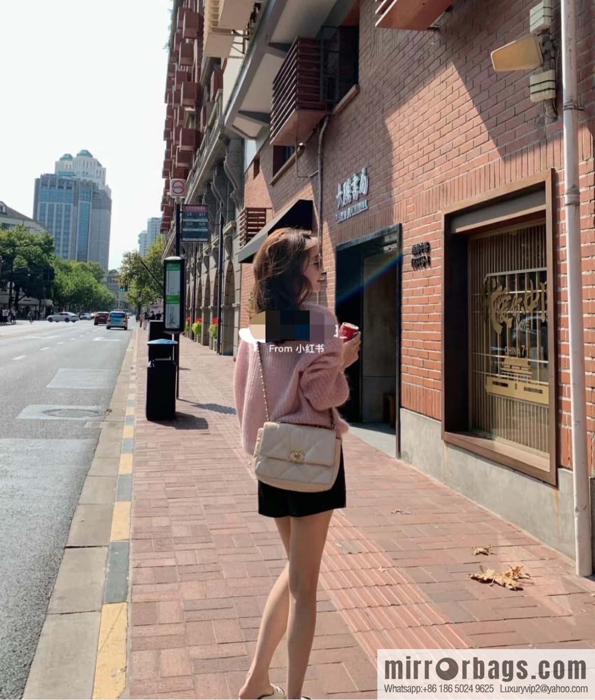 𝐂𝐇𝐀𝐍𝐄·𝐋 19bag light apricot, small AS1160