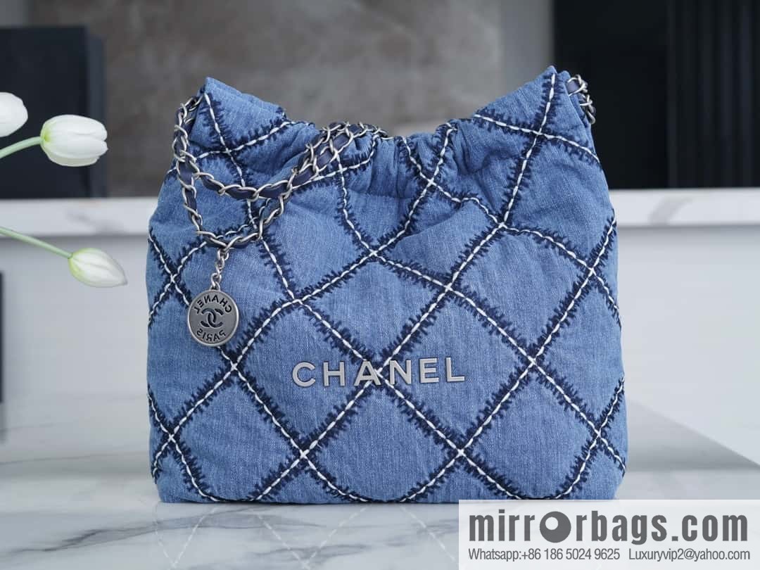 𝗖𝗛𝗔𝗡𝗘𝗟 𝟐𝟒𝐩 spring and summer new denim bag small AS3260