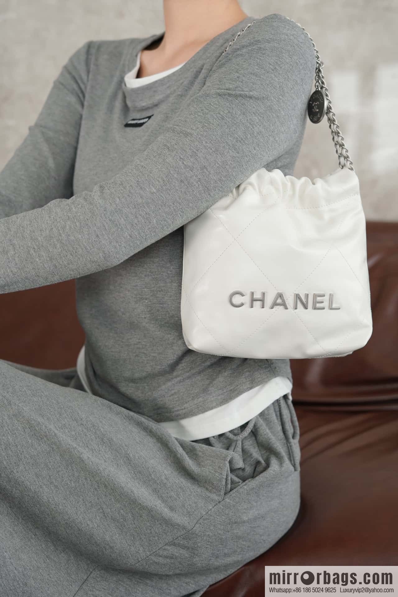 ππππππ 23S 22Mini bag silver, genuine leather AS3980
