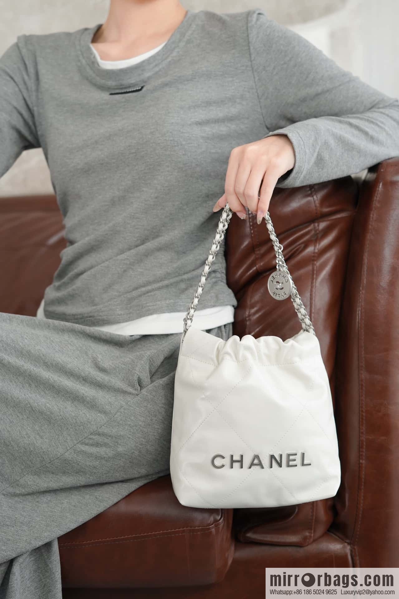 ππππππ 23S 22Mini bag silver, genuine leather AS3980
