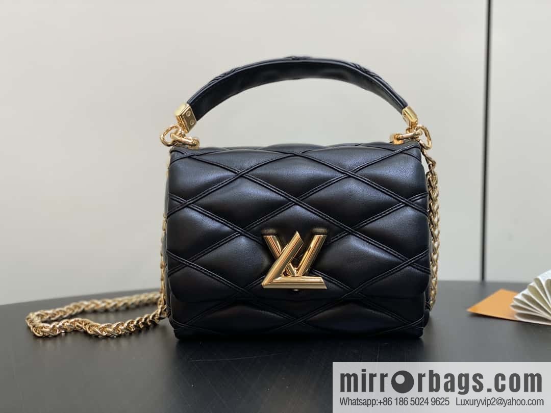 [Boutique‑grade] M12004 black full leather, chain bag, diamond Twist series GO-14 small handbag