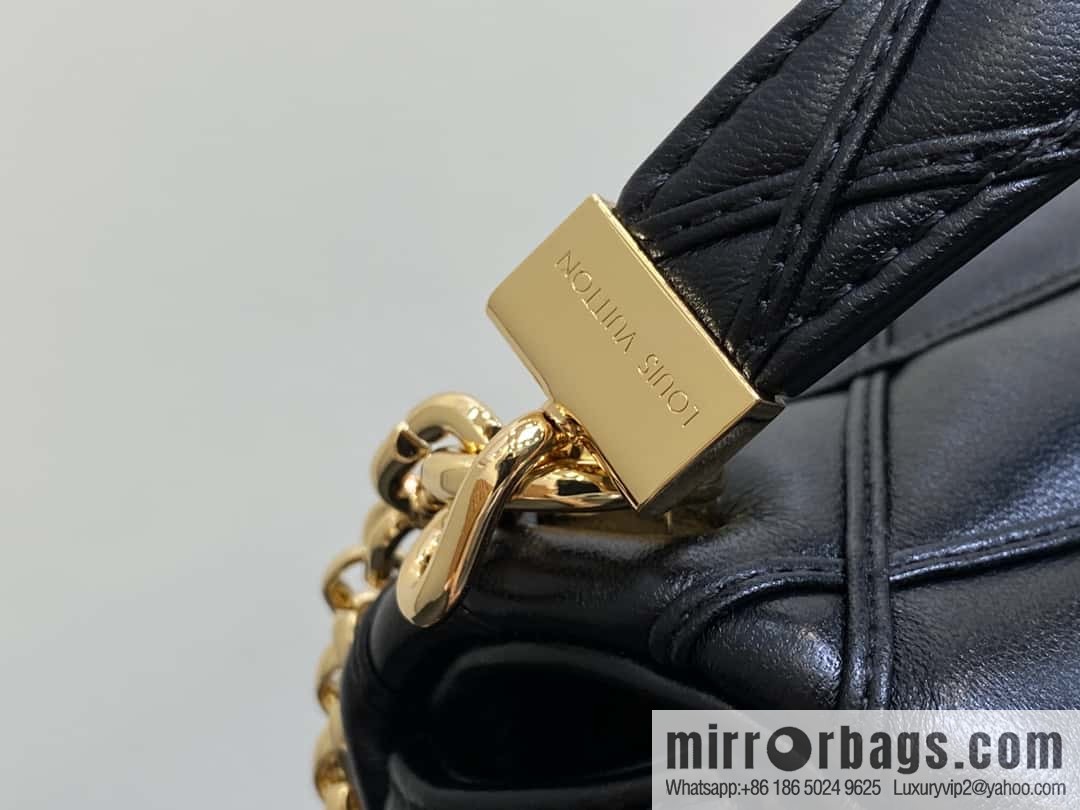 [Boutique‑grade] M12004 black full leather, chain bag, diamond Twist series GO-14 small handbag