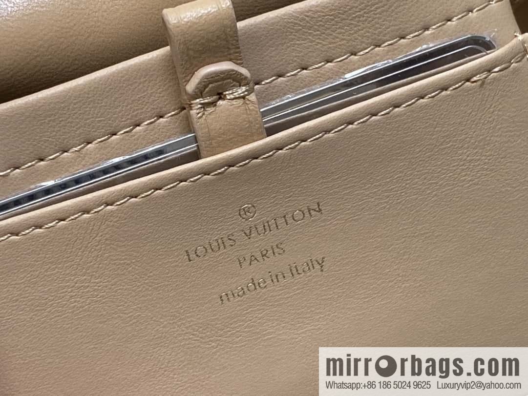 [Boutique‑grade] M12004 sand se full leather, chain bag diamond Twist series GO-14 small handbag